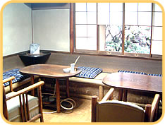 店内イメージ02