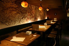 店内イメージ02